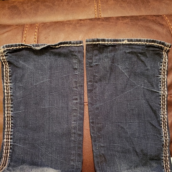 Drew Rocks - Picture 4 of 4